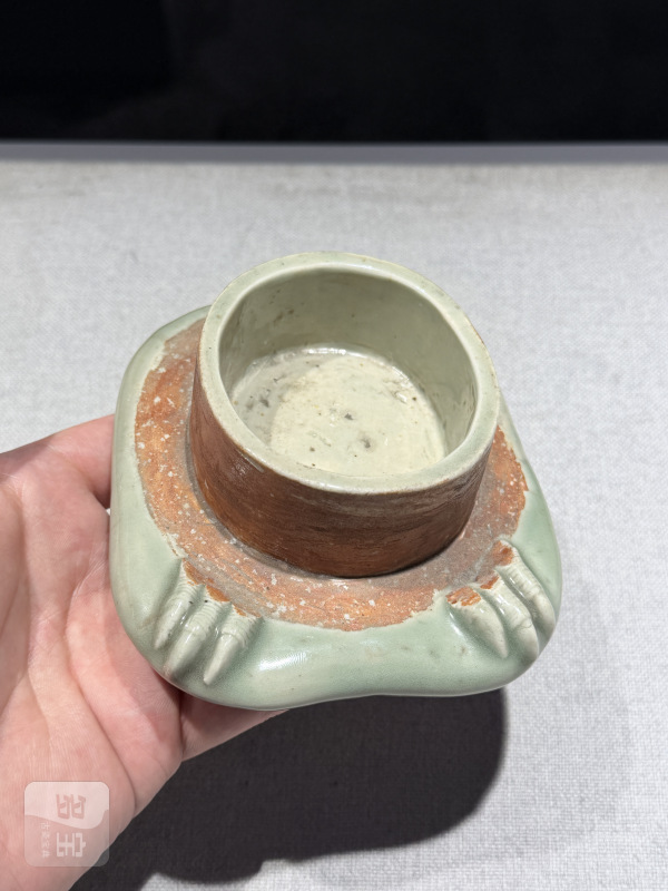 清乾隆 唐英制冬青釉大吉香薰 - 图16